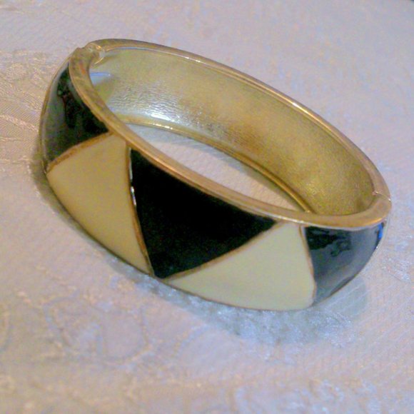 Hinged Black and Cream Enamel Bangle Bracelet * - Picture 3 of 4
